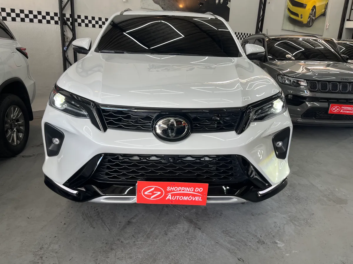 TOYOTA SW4 SRX PLATINUM 2.8 TB 7L